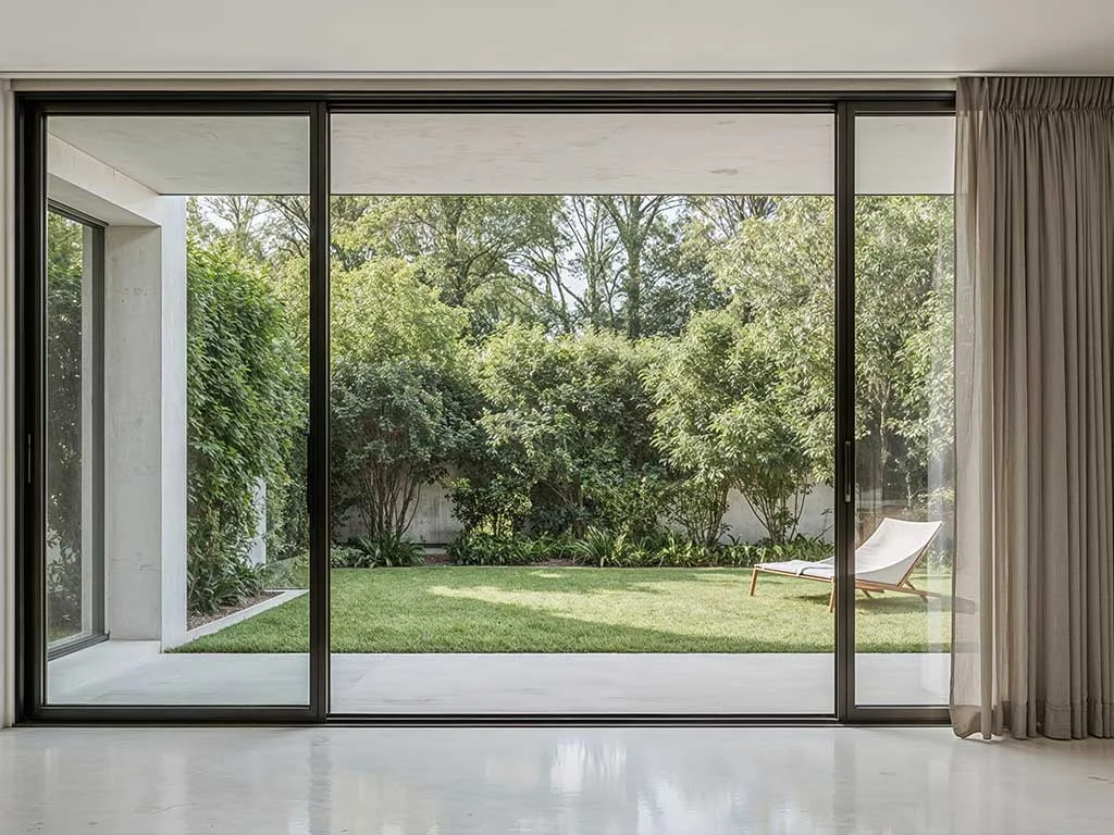 Architectural sliding patio door system by Coziluxe