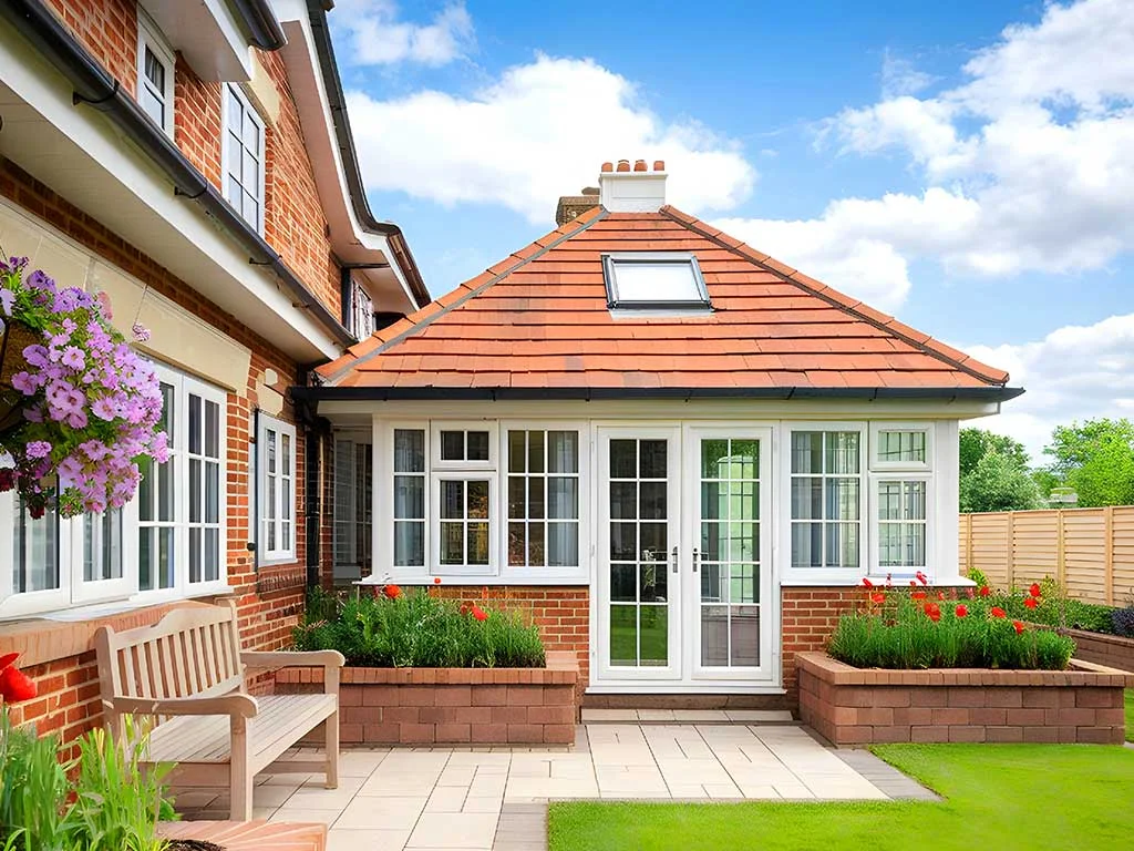 Contemporary conservatory extension with premium glazing by Coziluxe
